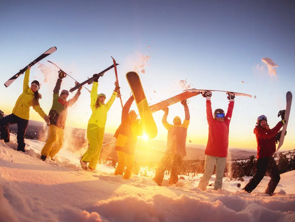 Chalets-Hosszu_Posts_Ski-groupe