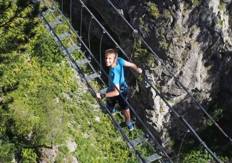 Pont tibétain à Montgenèvre