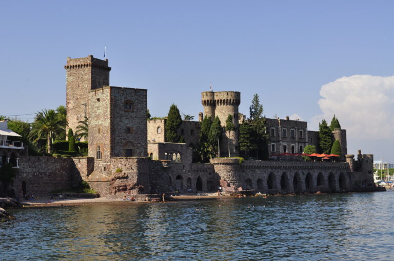 La_Napoule_Château_vue_de_la_Raguette