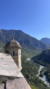 Mont-Dauphin, Plus Beau Village de France 2026 classé Unesco, remparts de Vauban au-dessus de la vallée de la Durance, Hautes-Alpes